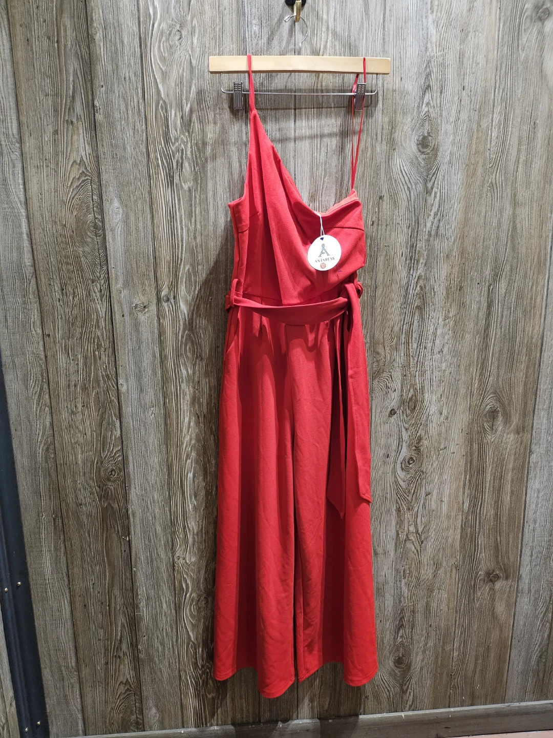 Stunning Red One-Shoulder Jumpsuit – Make a Bold Entrance! - photo 2