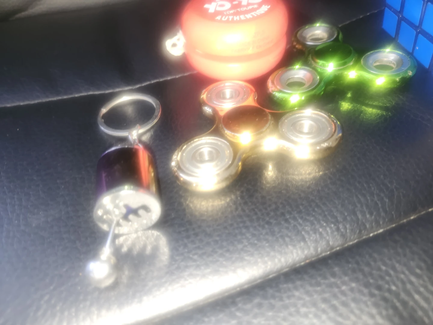 Fidget Spinners, Yo-Yo, Gear Keychain & Rubik's Cube Bundle