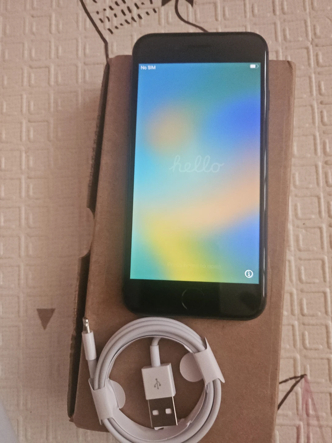 Apple iPhone 7 (Black, 32GB)