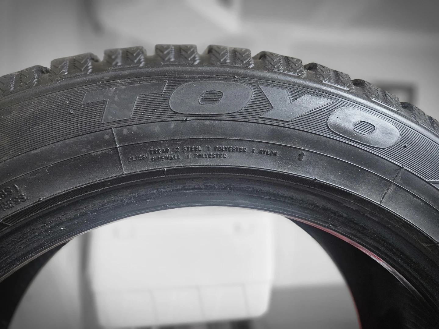 Toyo Observe GSI-5 205/55R16 94T Winter Tire