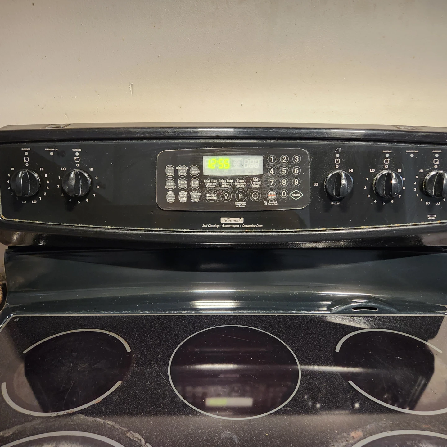 Frigidaire Electric Range with Self-Cleaning Oven - photo 2