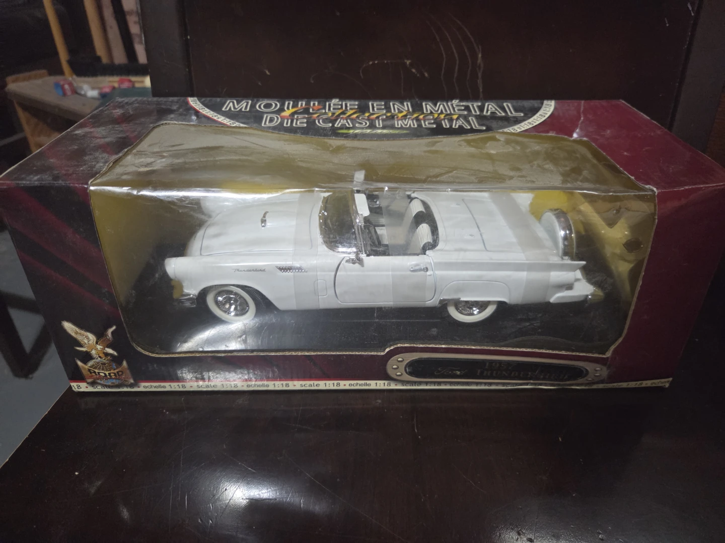 1957 Ford Thunderbird Die Cast Metal Model Car 1:18 Scale - photo 2