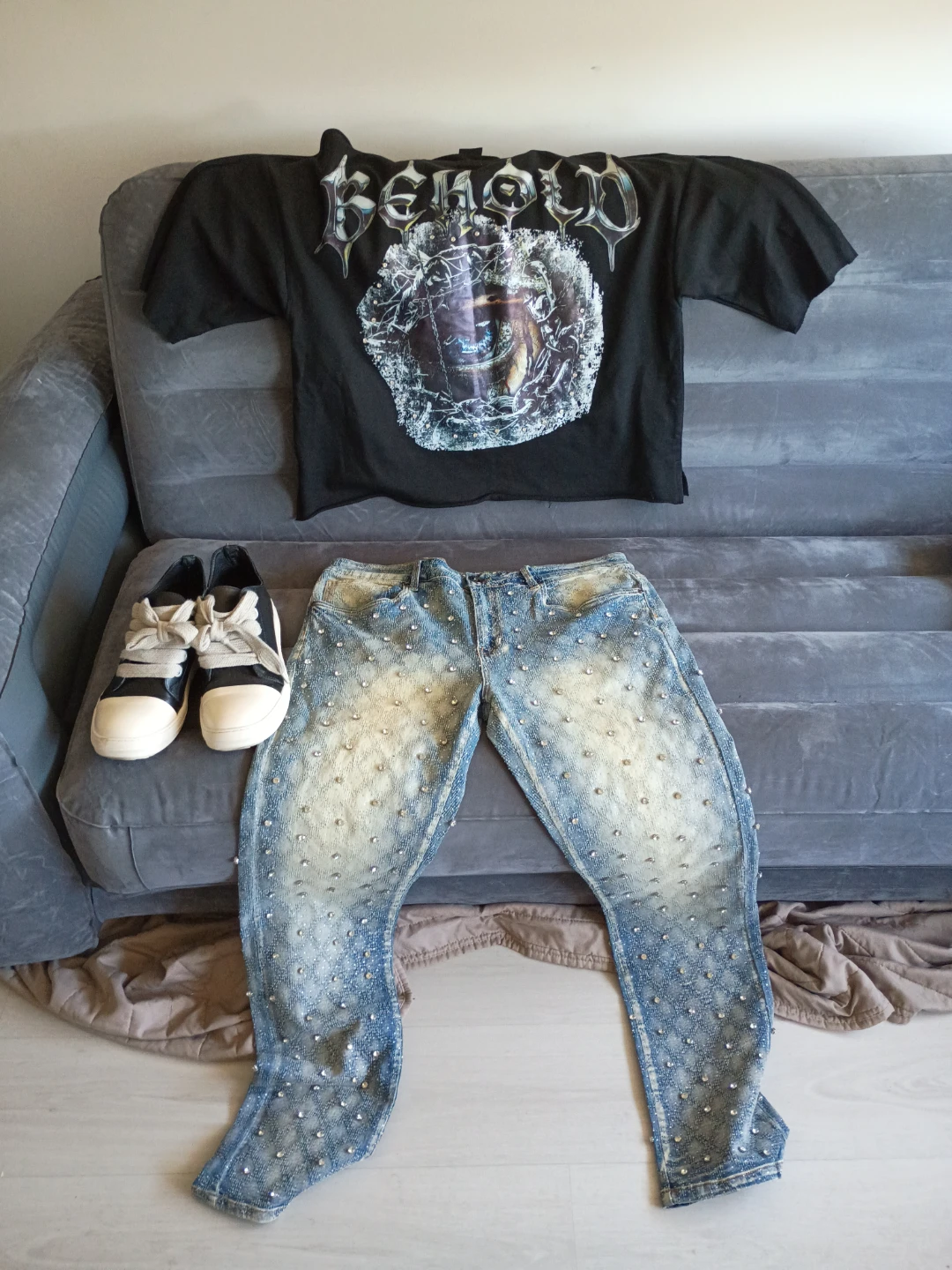 Women's Rhinestone Embellished Denim Jeans