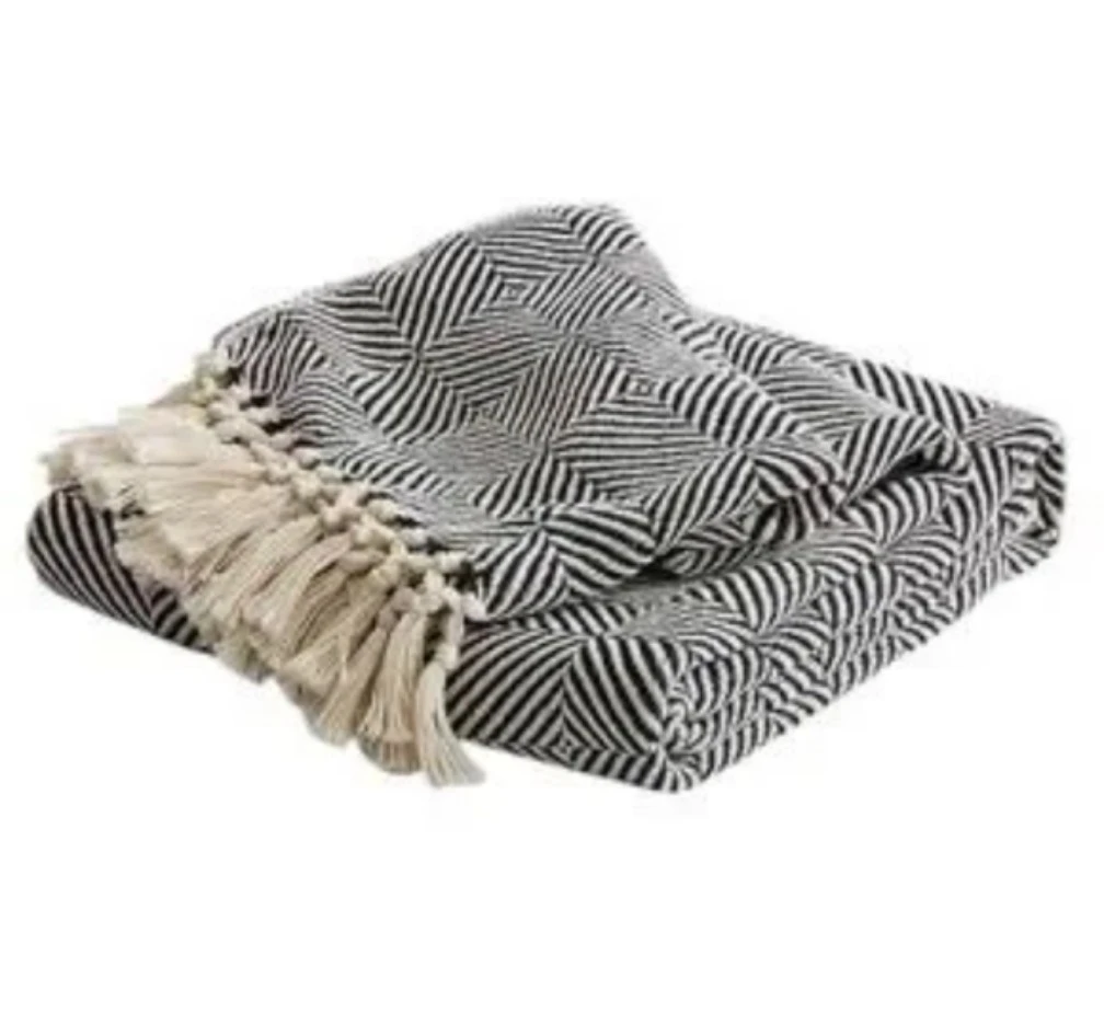All Season Eco Throw - Black/Noir 132 cm x 183 cm