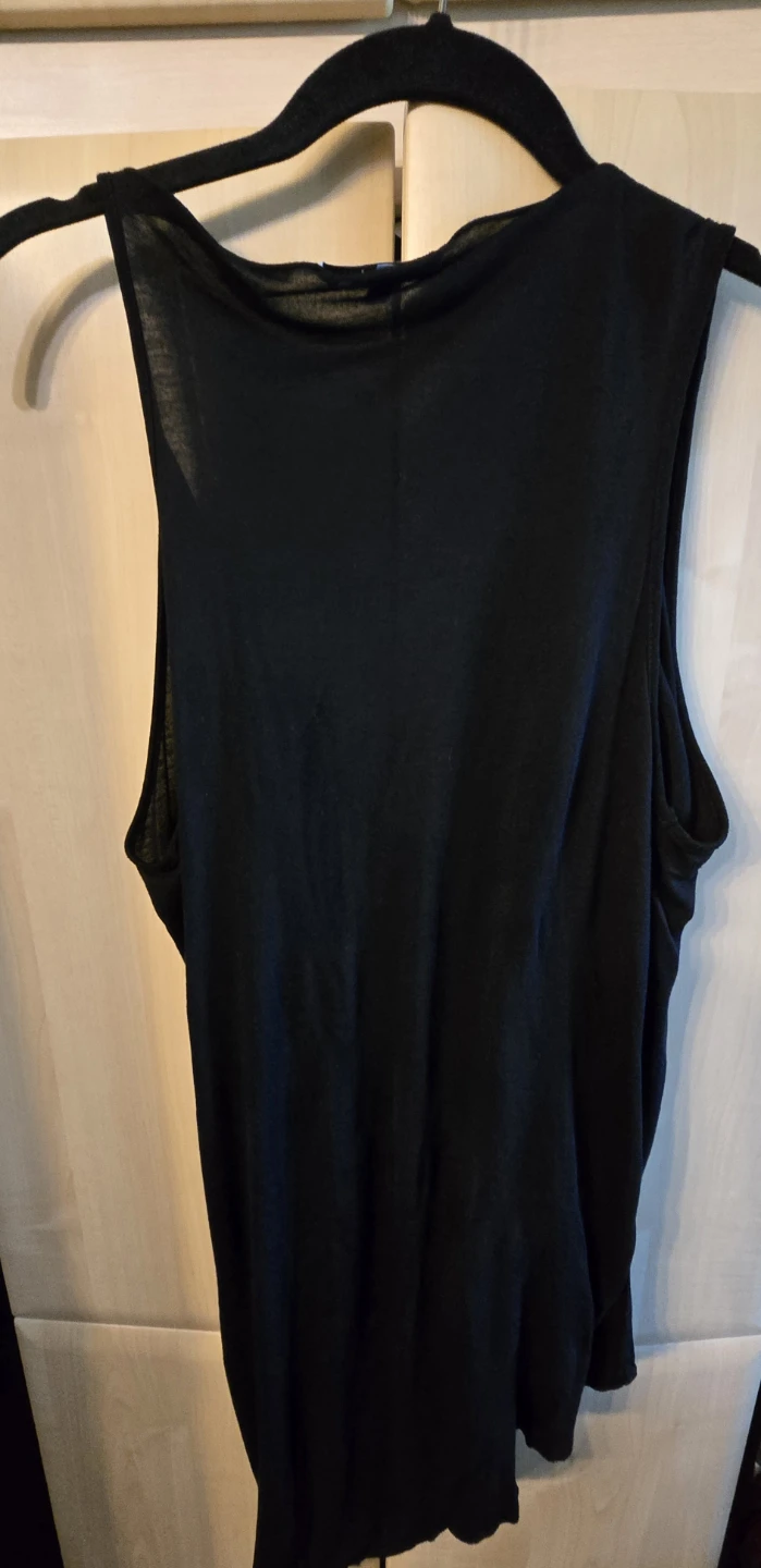 V-Neck Sleeveless Drape Symmetrical Tank [M] - photo 2