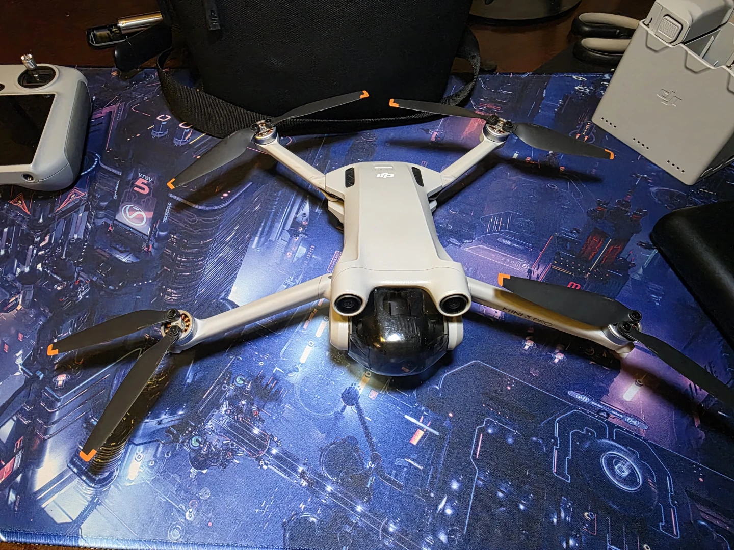 DJI Mini 3 Pro Drone with Controller and Batteries - photo 4