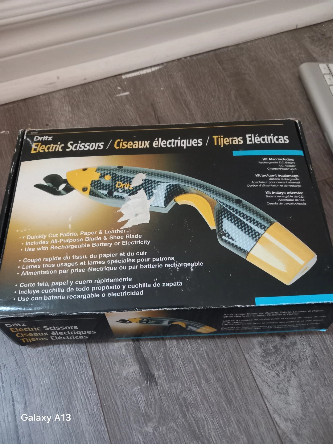 Dritz Electric Scissors with All-Purpose Blade