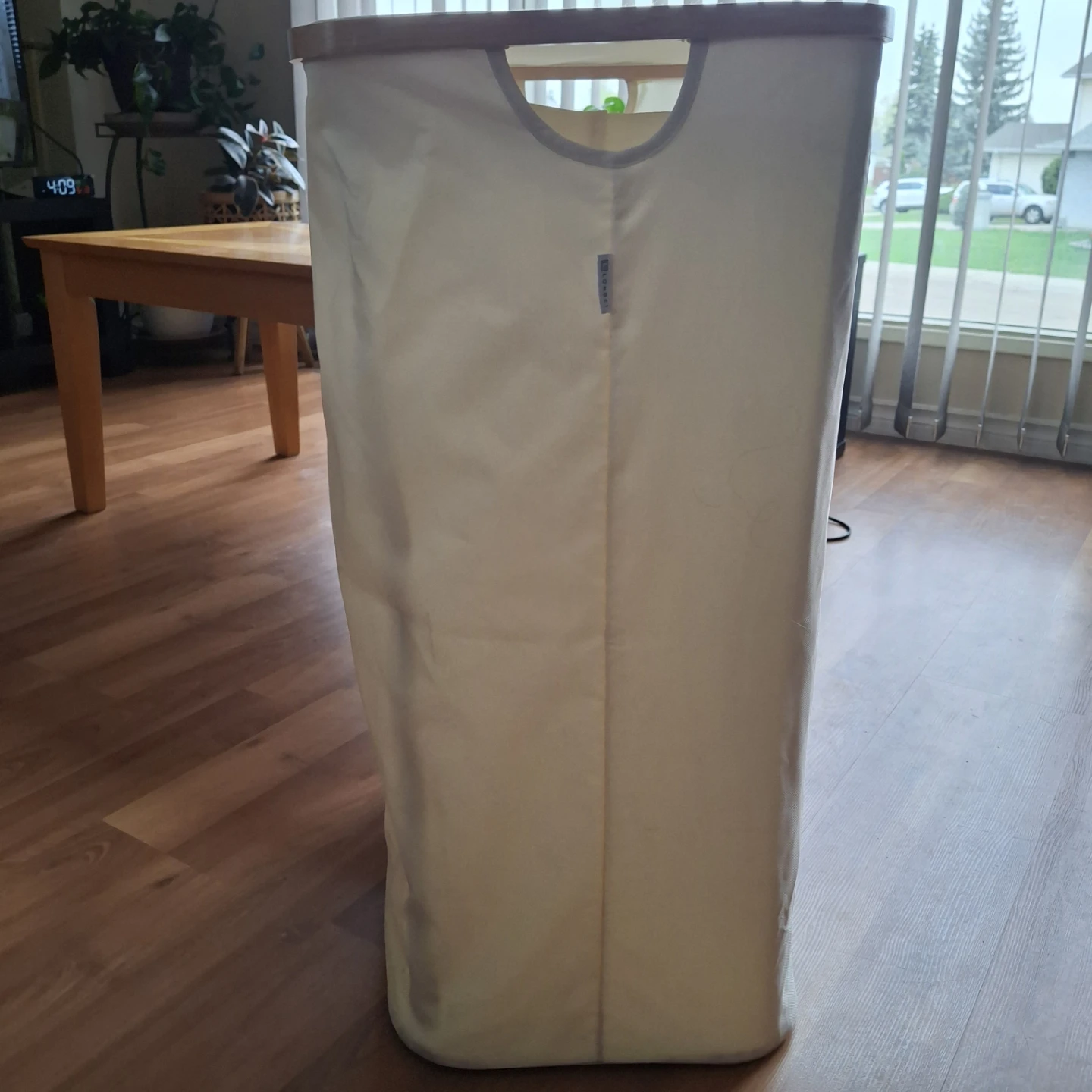 White Laundry Hamper with Bamboo Frame and liner - photo 5