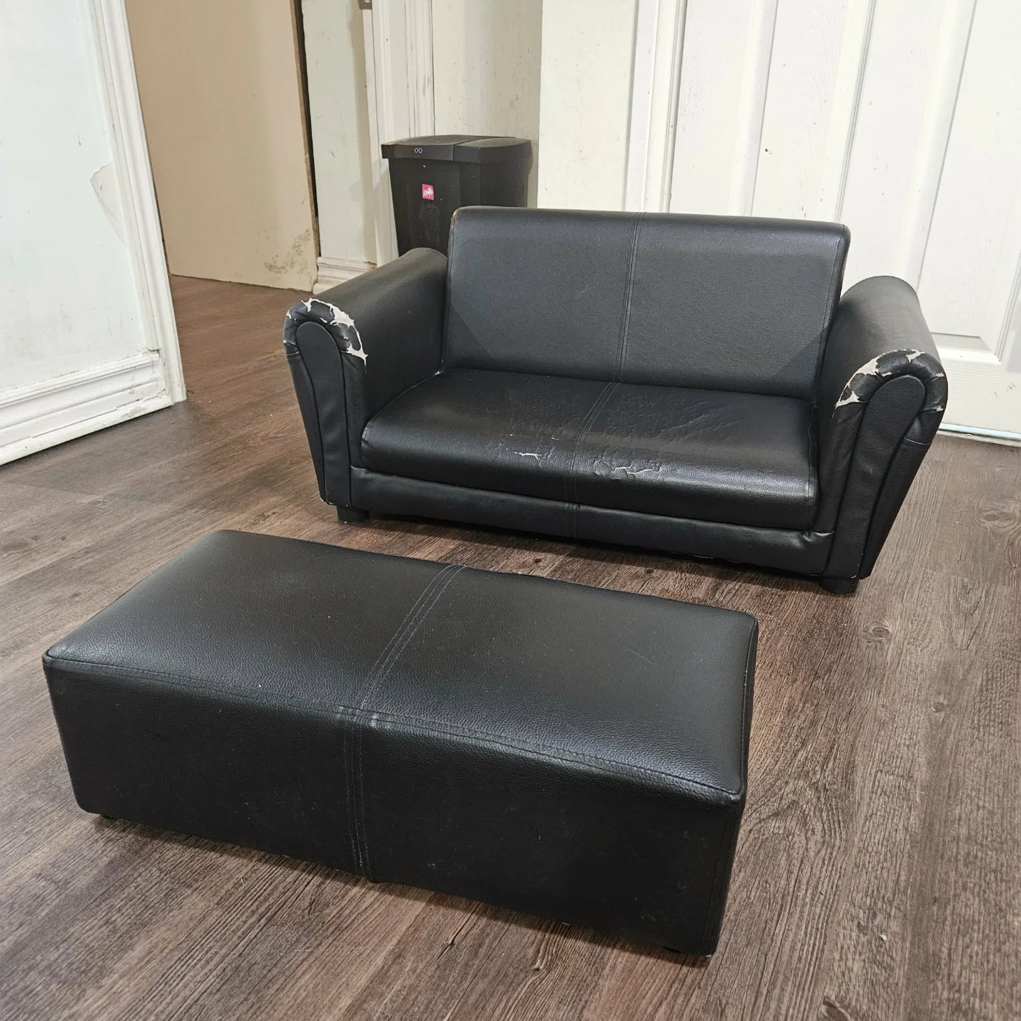 Kids 2-Piece Faux Leather Sofa