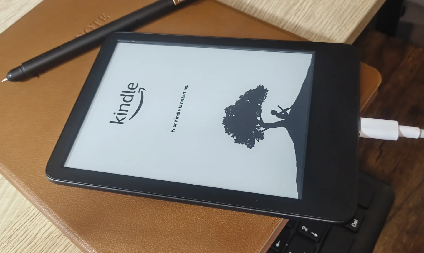 Amazon Kindle 11th generation (2022) e-reader with USB-C cable - photo 2