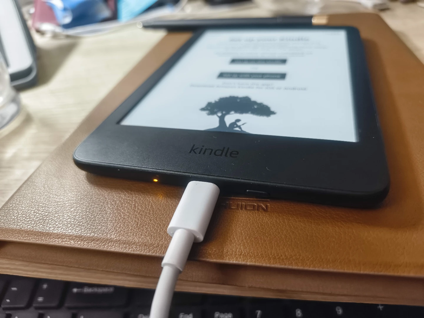 Amazon Kindle 11th generation (2022) e-reader with USB-C cable - photo 3