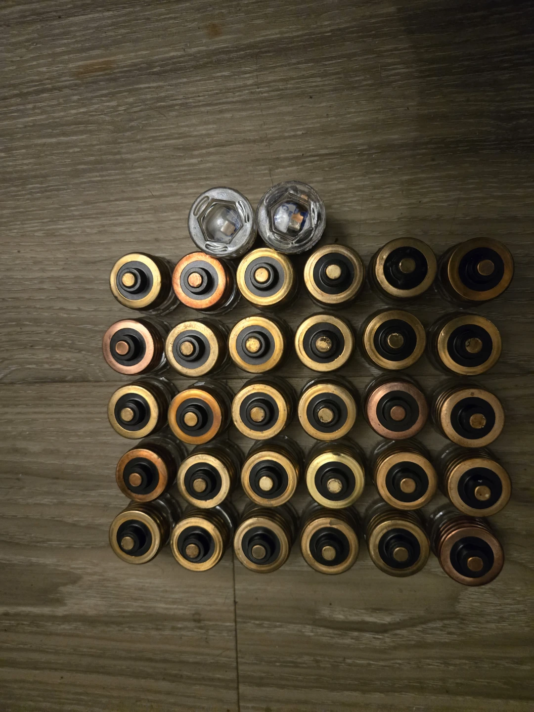 Assorted Fuses (Ferris, Gould) - photo 2