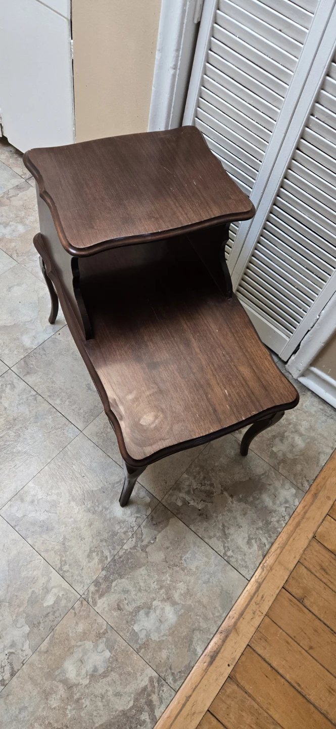 Vintage Telephone Table - photo 2
