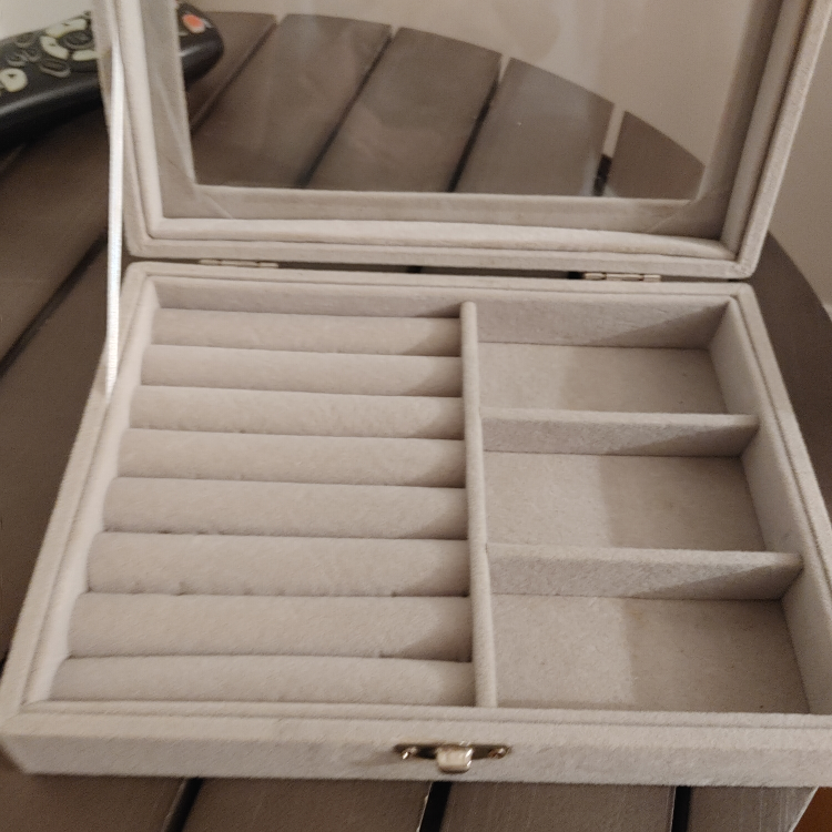 Grey Velvet Jewelry Box with Clear Lid - photo 5