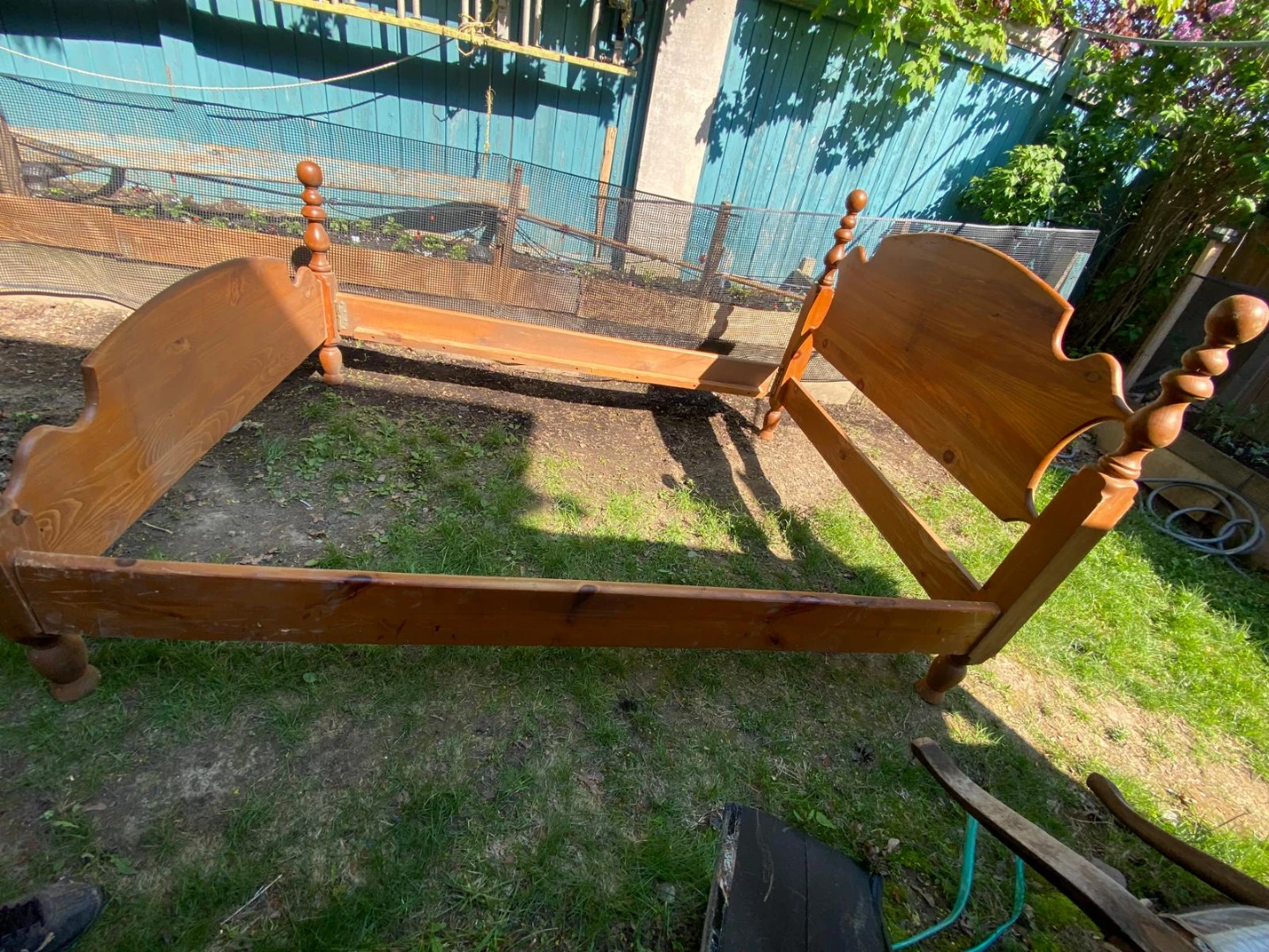Mahogany Bed Frame - photo 2