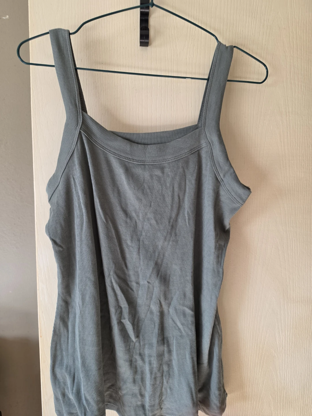 2 Torrid Ribbed Tank Tops - Size 1 - photo 3