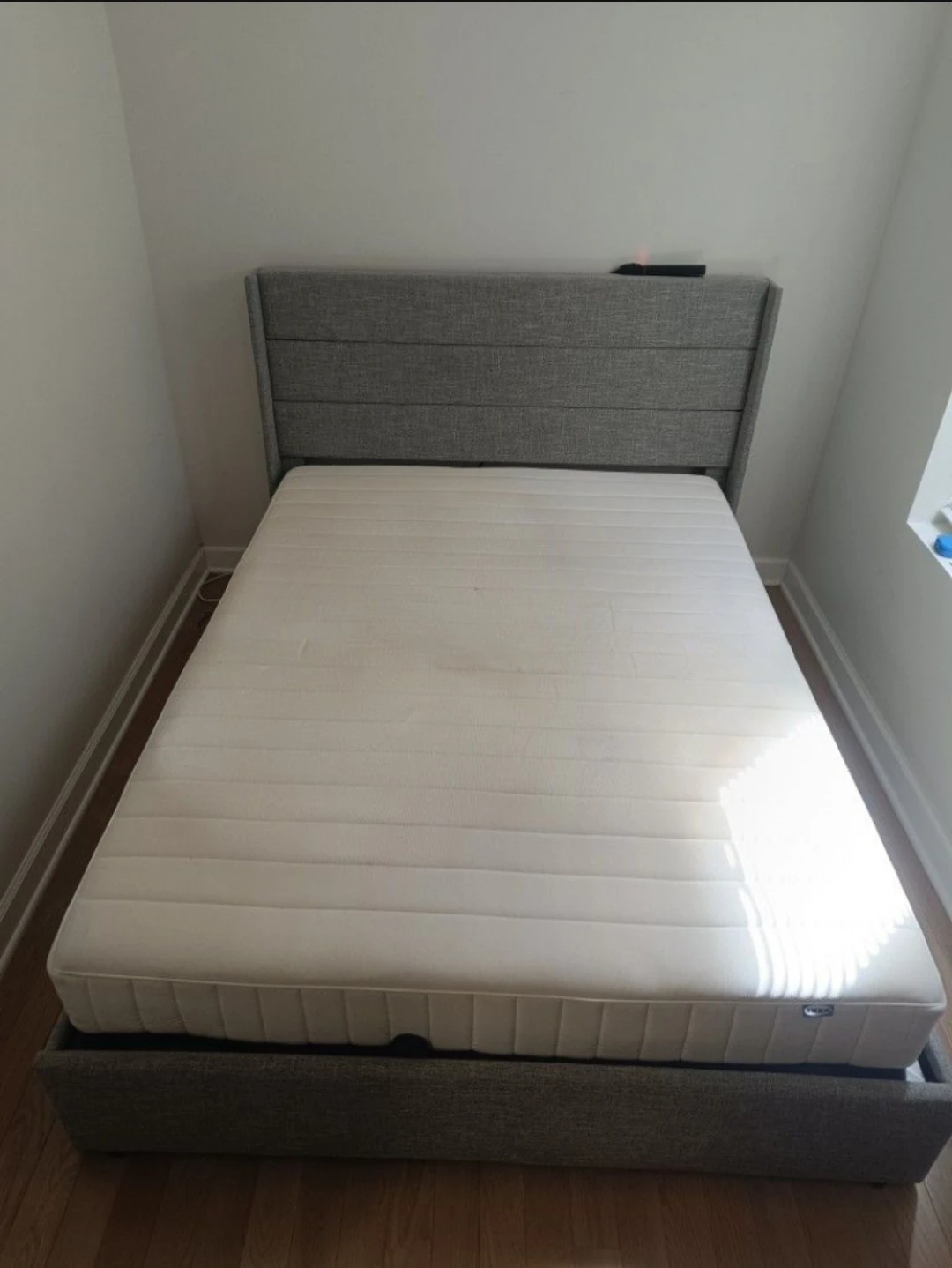 Grey Upholstered Queen Bed Frame with Mattress - photo 2