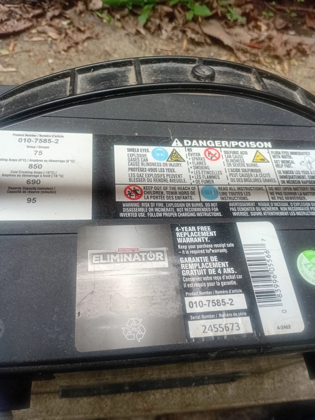 Motomaster Eliminator Car Battery - photo 2