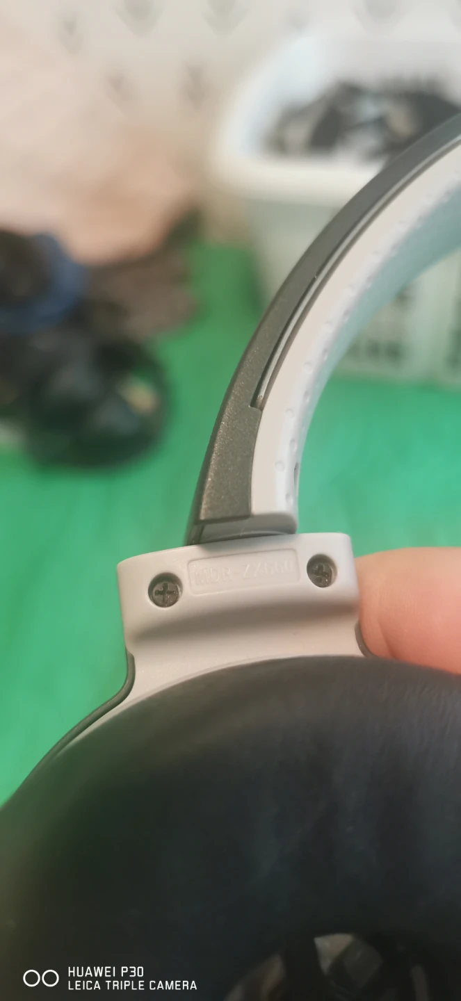Sony MDR-ZX100 Headphones - photo 3
