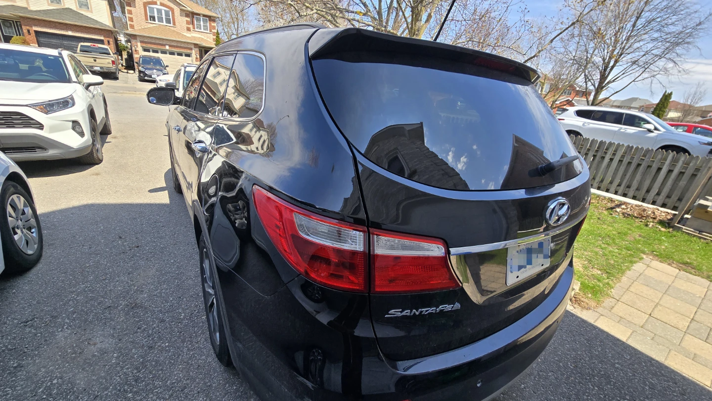 Black Hyundai Santa Fe XL AWD - photo 3