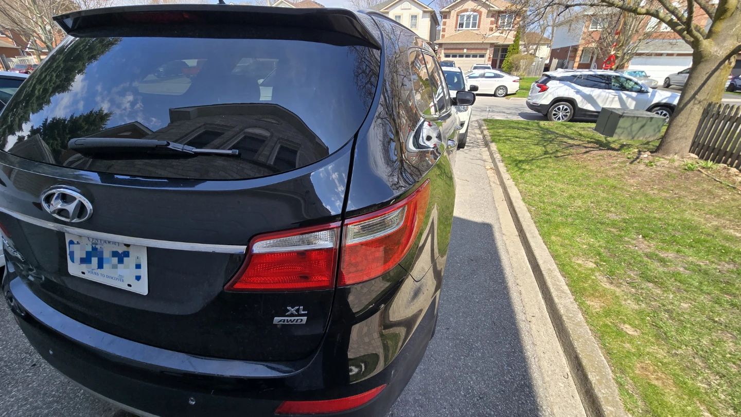 Black Hyundai Santa Fe XL AWD - photo 4