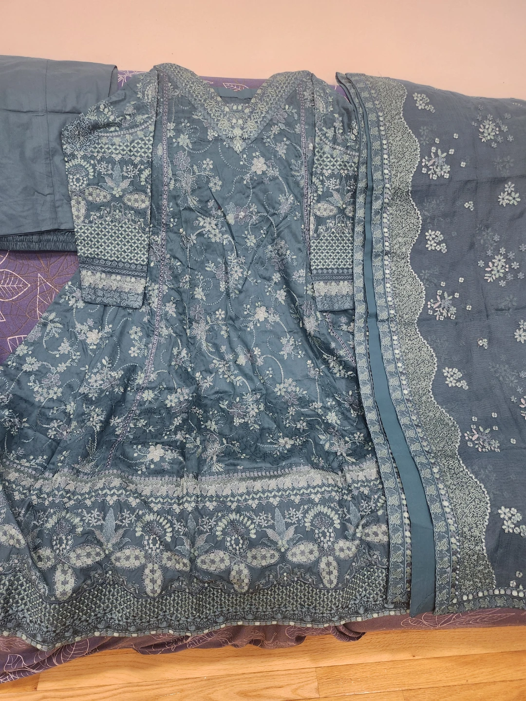 Baroque Embroidered Lawn.Festive collection - photo 2
