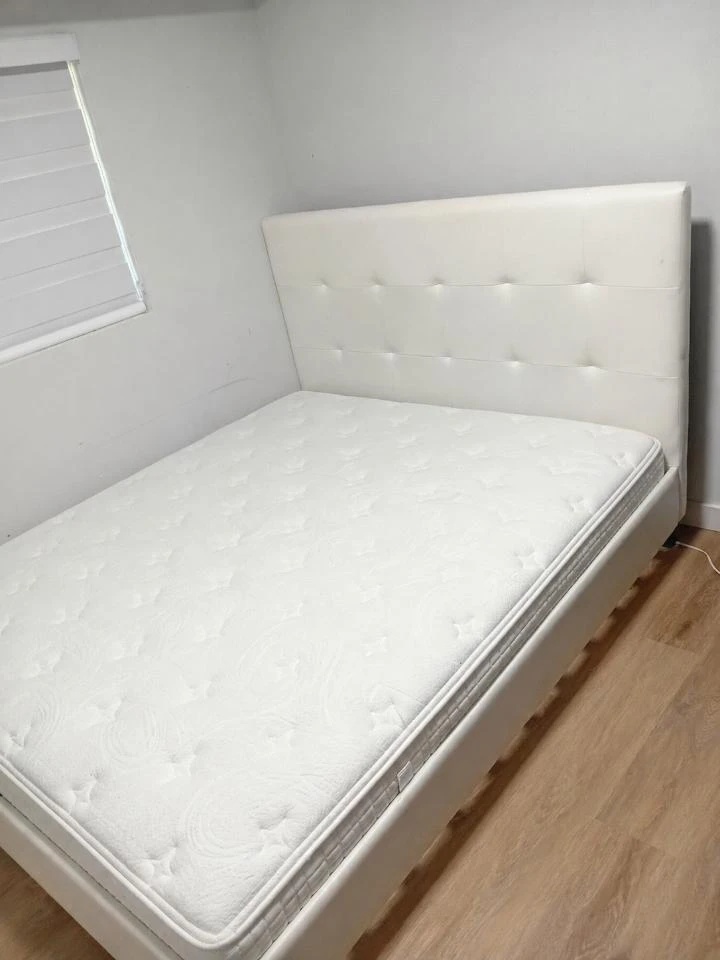 White Faux Leather Queen Bed Frame with Tufted Headboard - photo 4