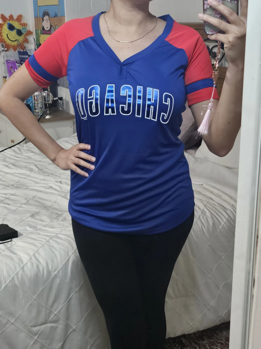 Womens Chicago Cubs "Genuine Merchandise" V-Neck T-Shirt - photo 4