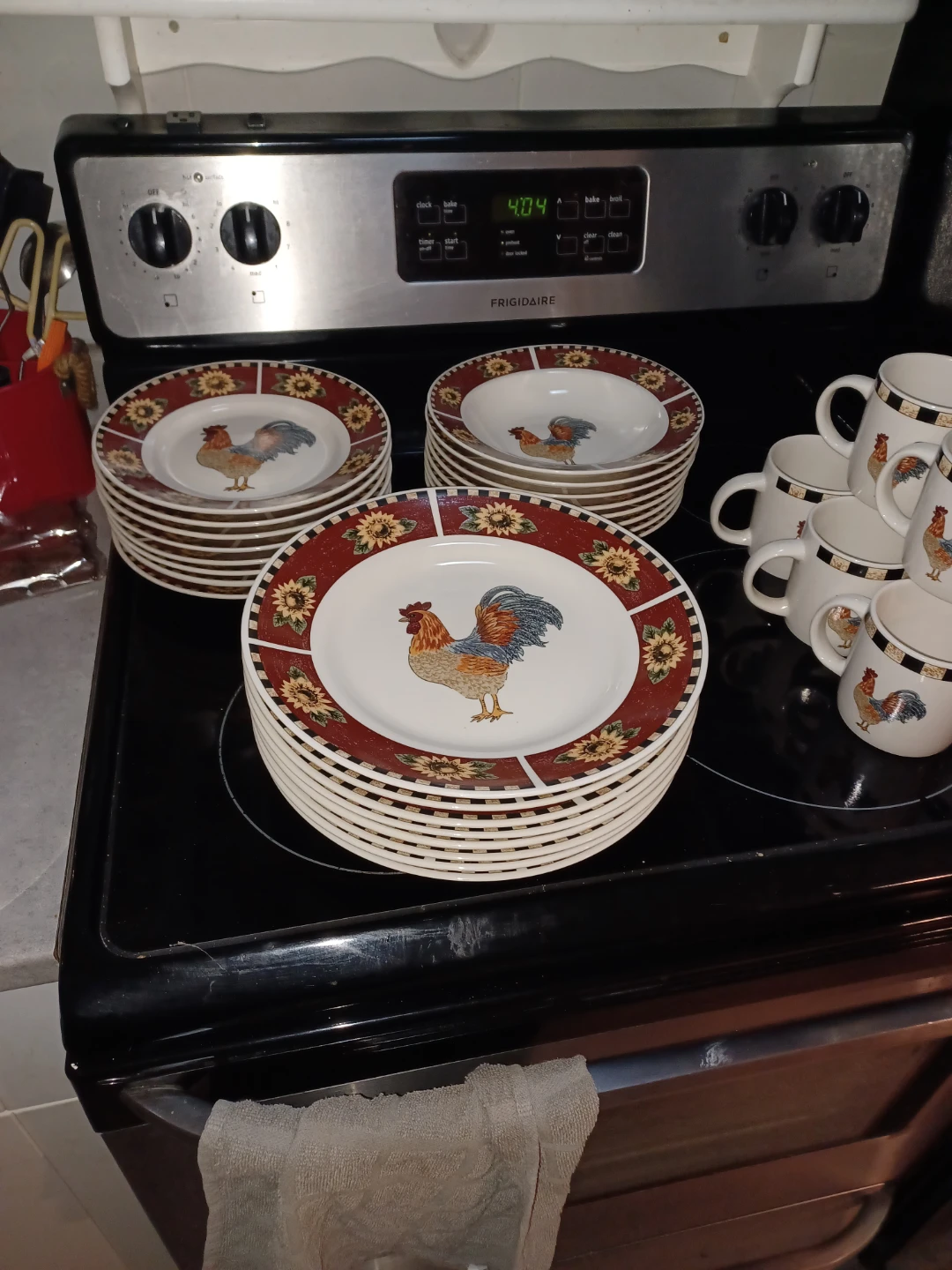 Rooster Design Dinnerware Set - photo 2