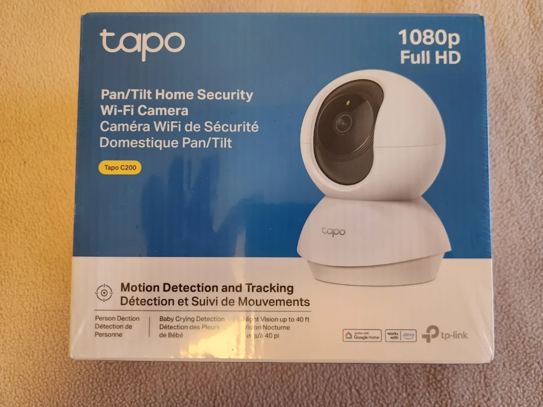 Tapo Pan/Tilt Home Security Wi-Fi Camera C200