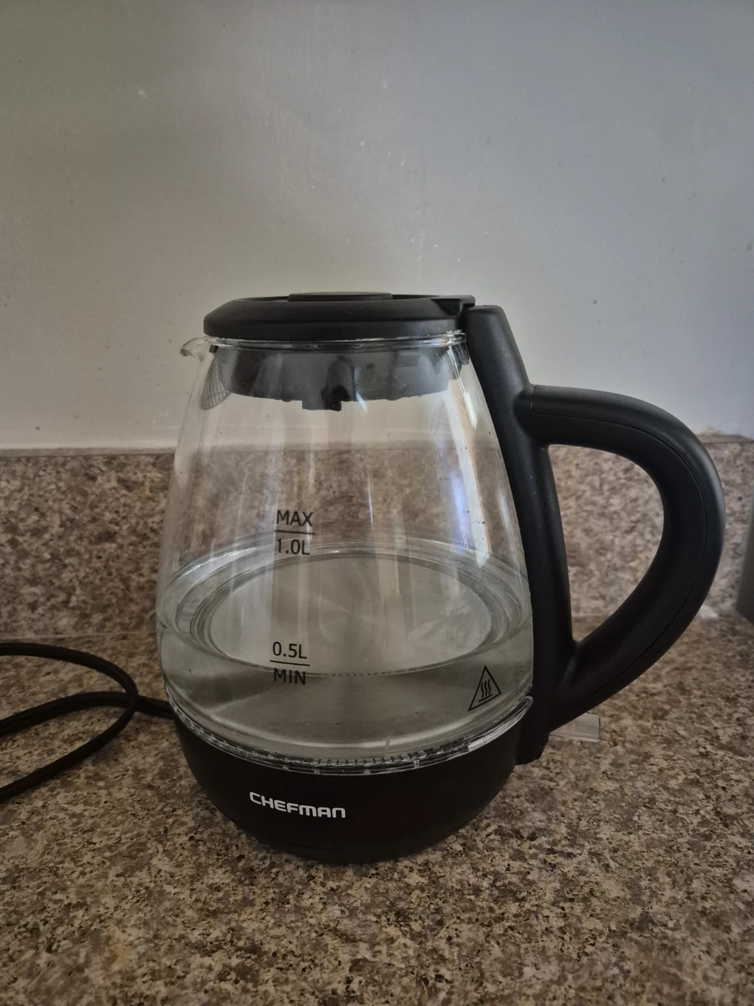 Moving Sale - Chefman Electric Kettle - photo 2