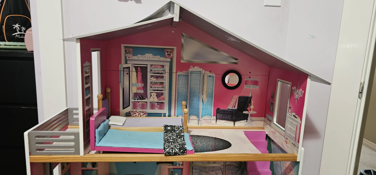 Dollhouse with Furniture - photo 4