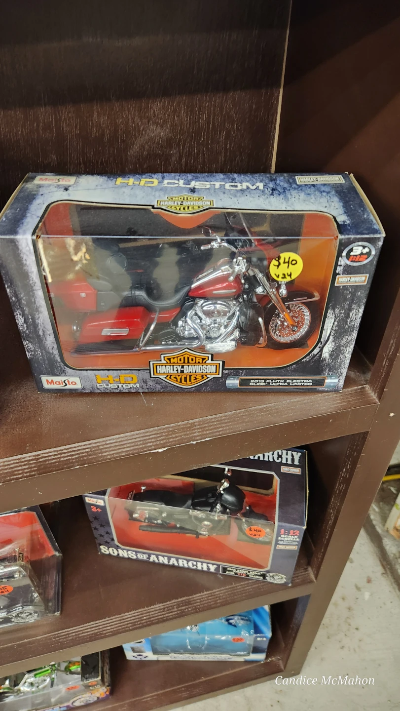 Harley Models BRAND NEW IN BOX - photo 5