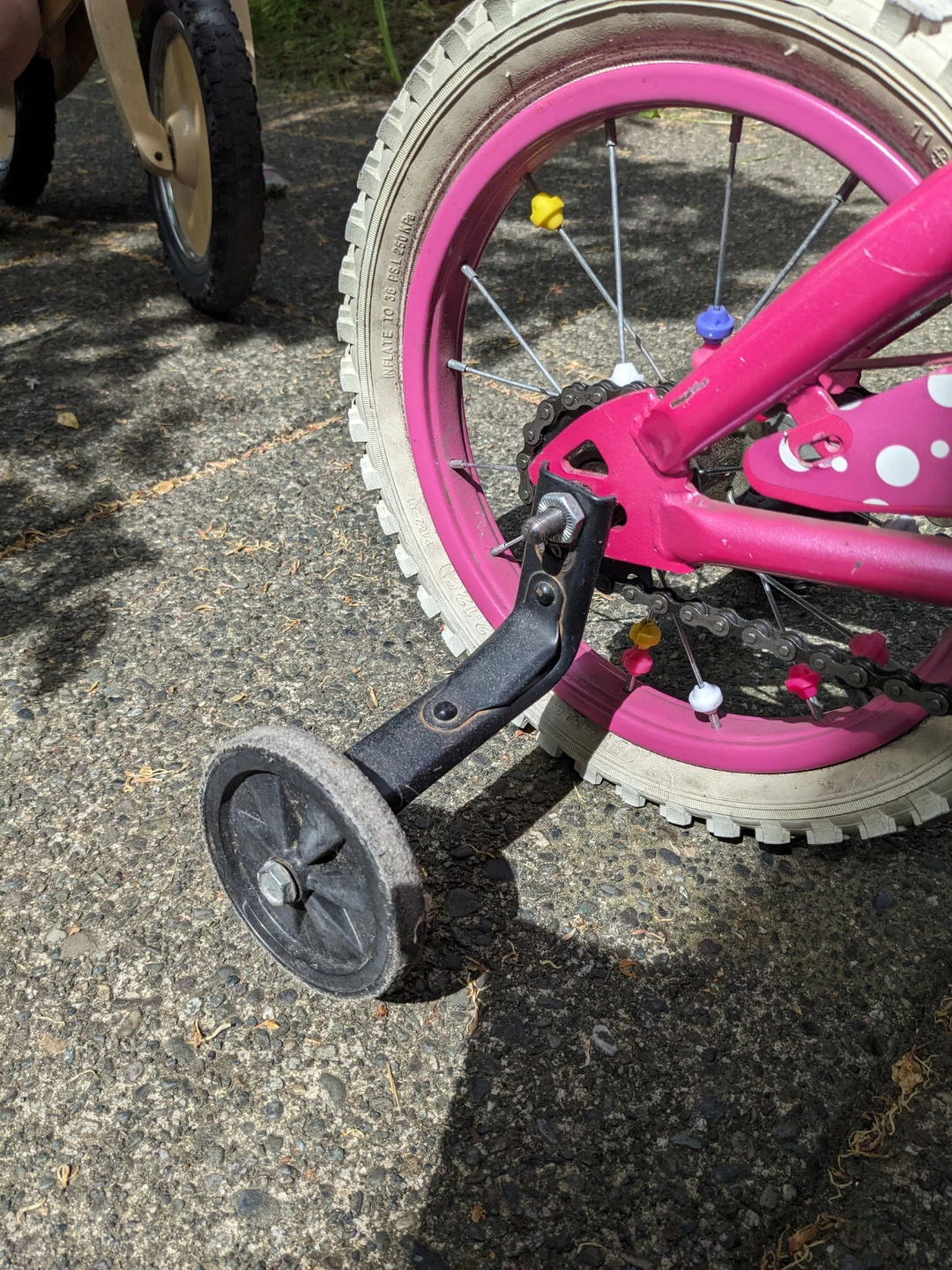 Pink Minnie Mouse Kids Bike with Training Wheels - photo 4