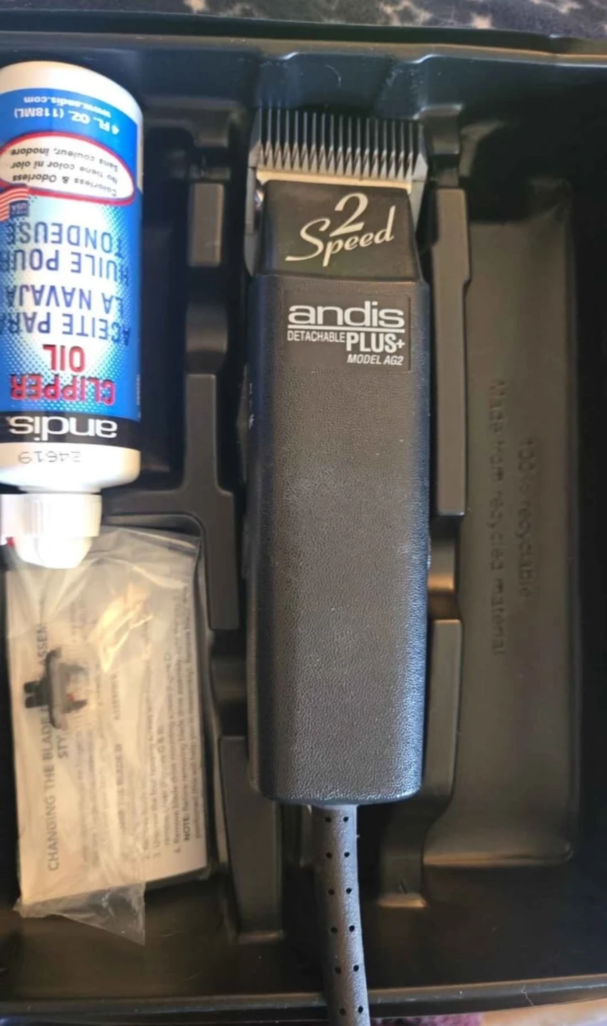 Andis Detachable Plus AG2 2-Speed Clipper with UltraEdge Blades - photo 3