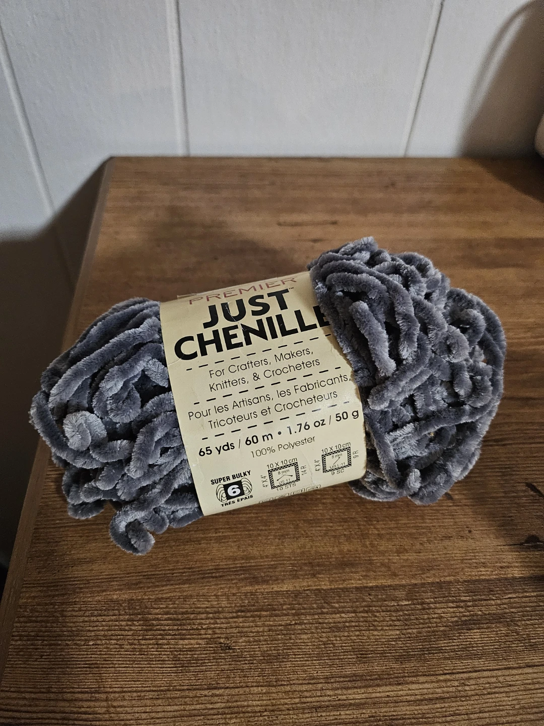 Luxurious Super Bulky Gray Yarn