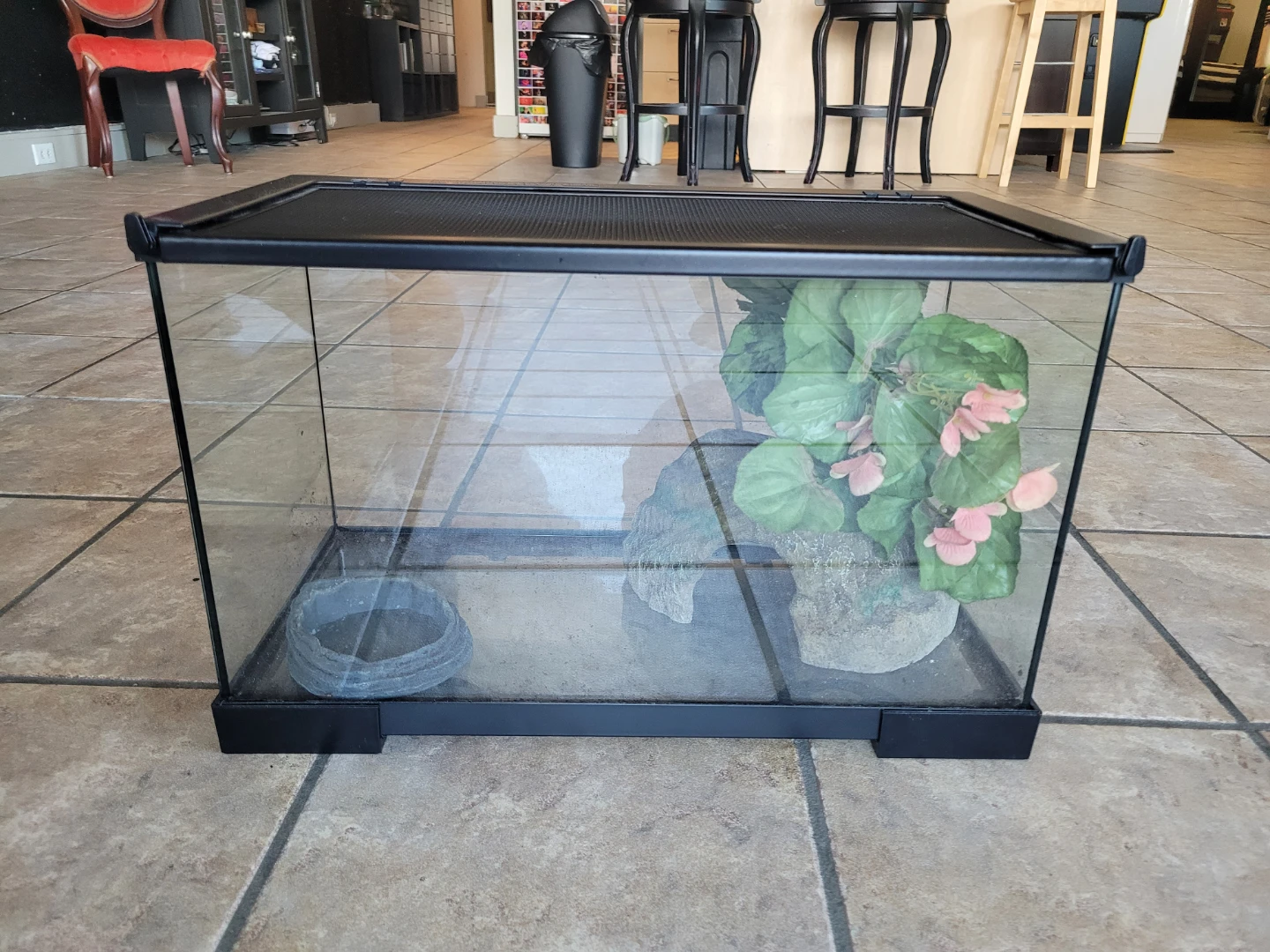 Small Animal Terrarium - photo 2