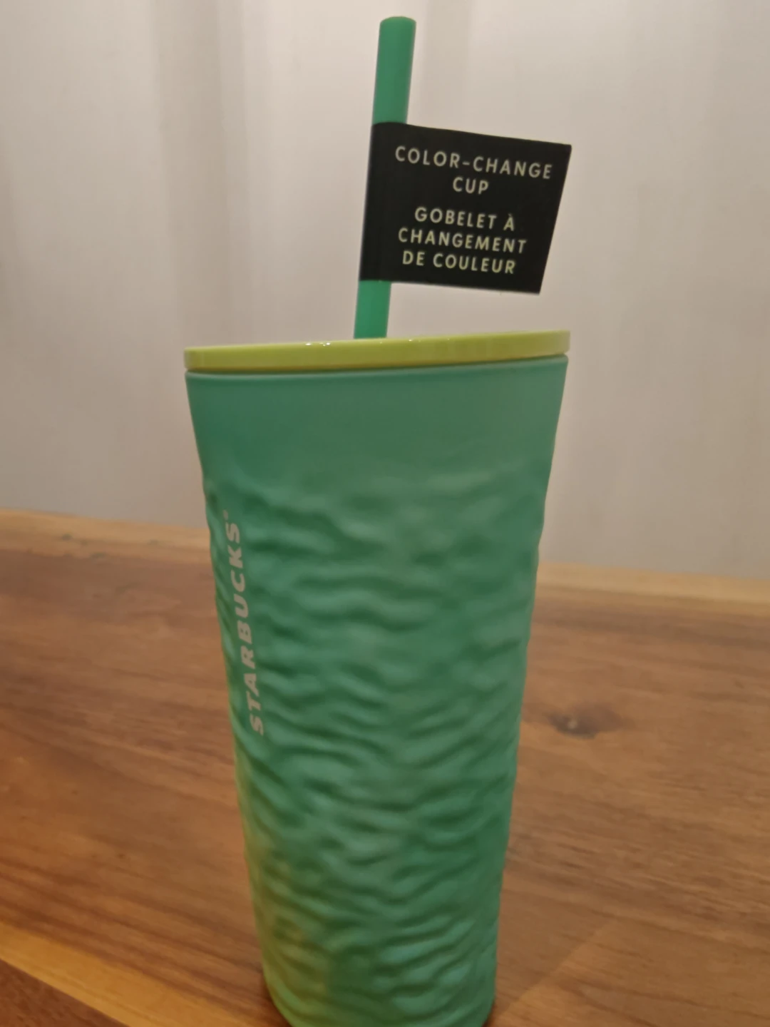 Starbucks Color-Change Cup 18 oz
