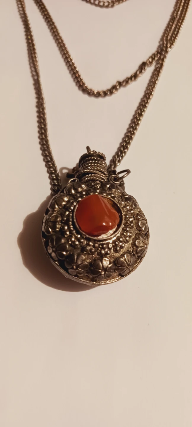 Vintage Perfume Bottle Pendant Necklace with Carnelian Stone