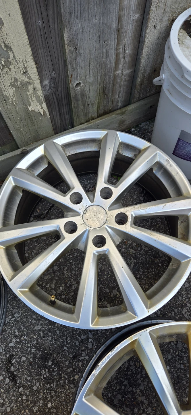 Set of 4 Alloy Rims - photo 4