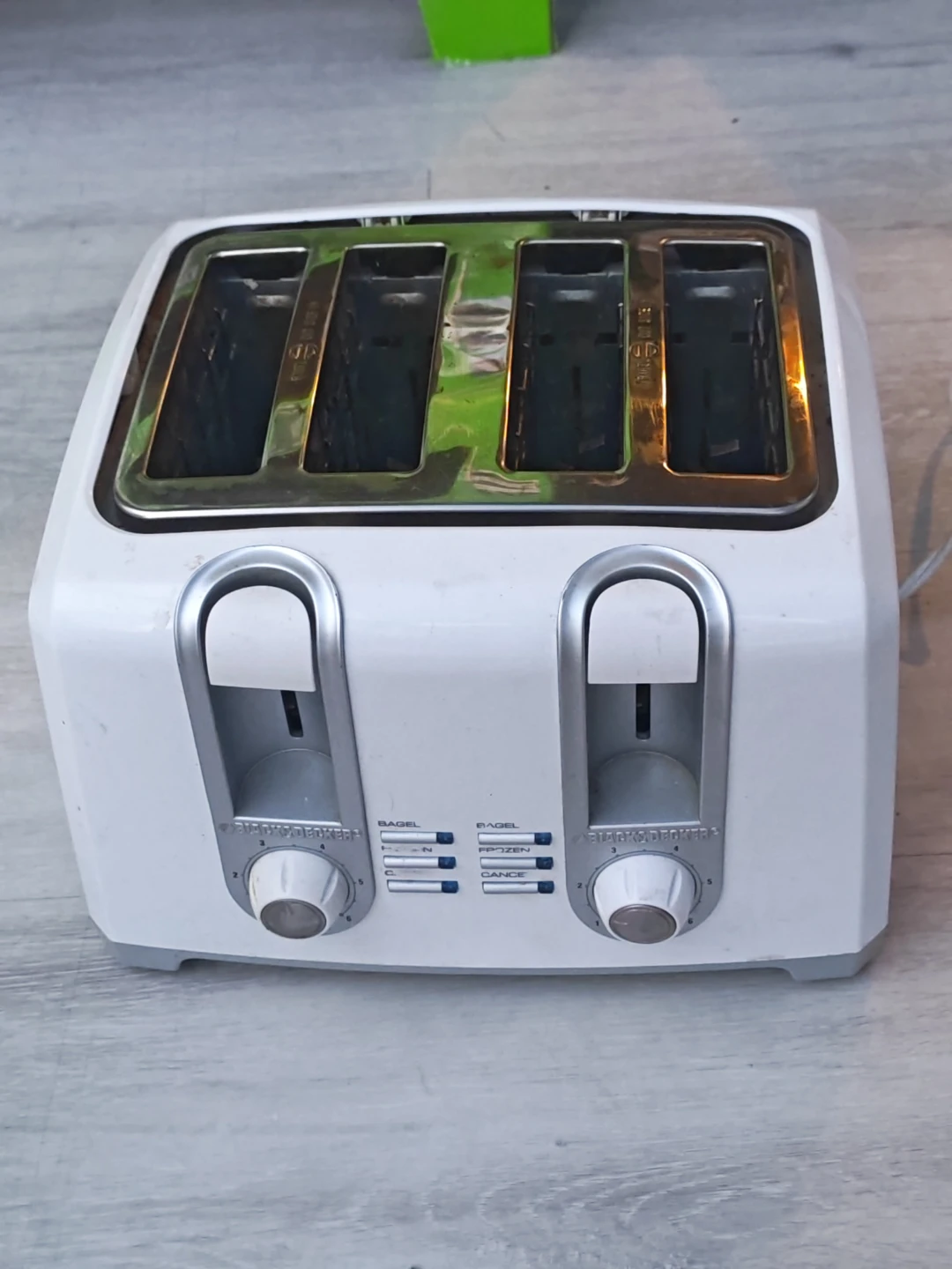 Black & Decker 4-Slice Toaster