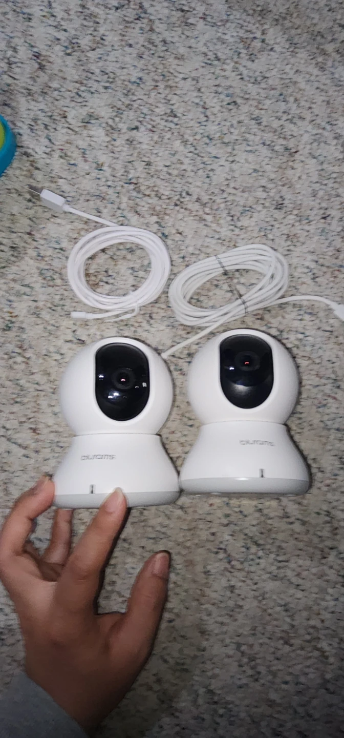 2x blurams Wi-Fi Security Cameras