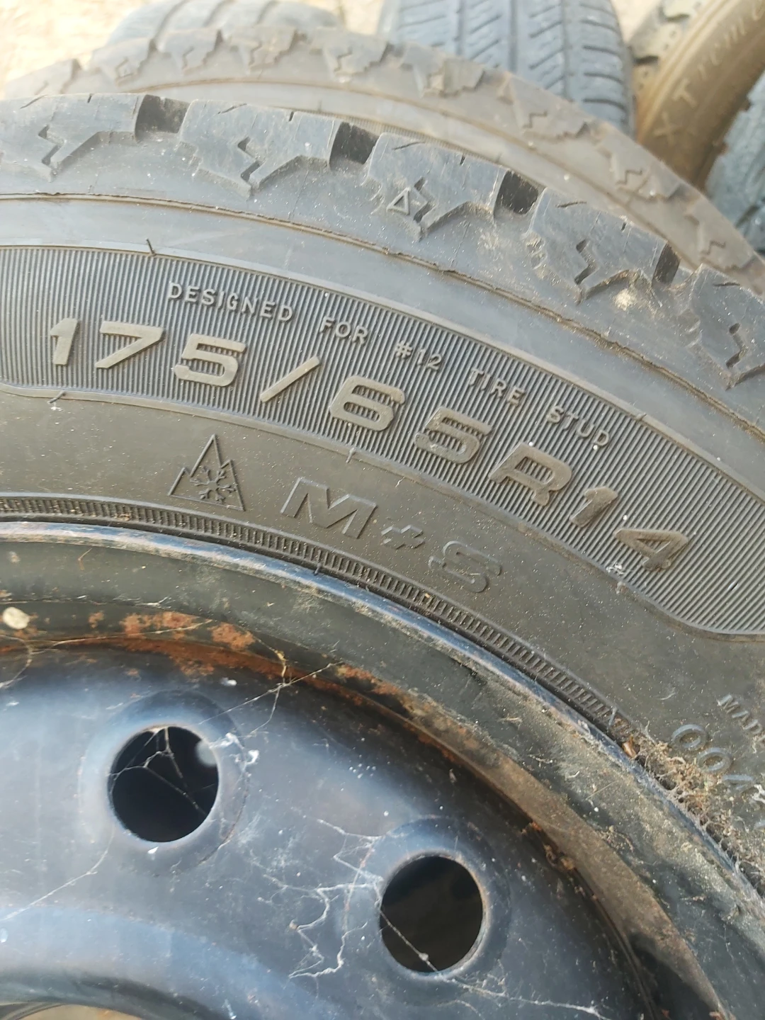 Michelin & Goodyear Tires P175/65R14 - photo 5