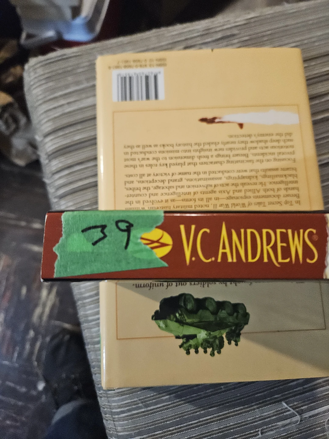 V.C. Andrews Midnight Flight Paperback Book - photo 4