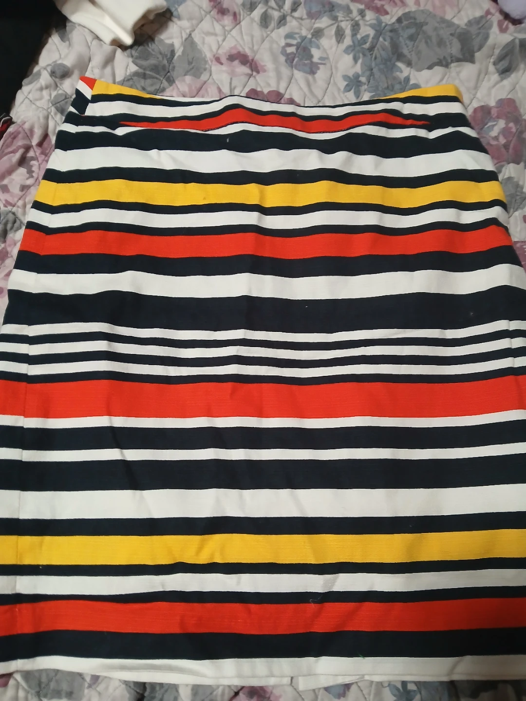 Banana Republic Striped Mini Skirt Size 4