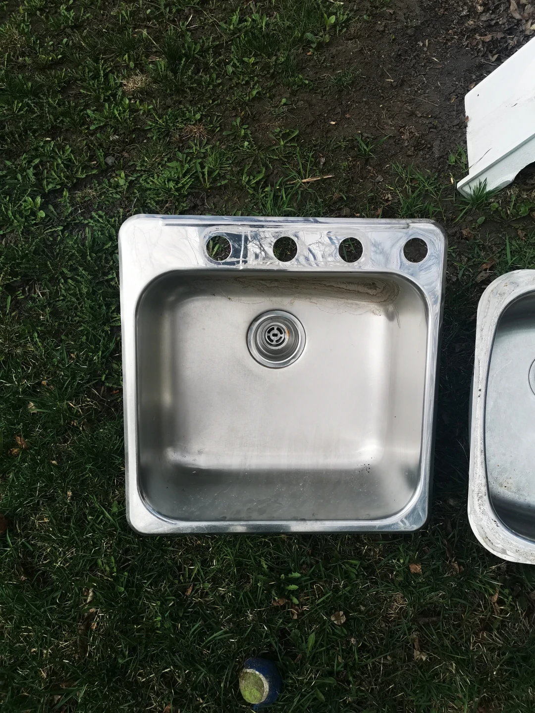 Stainless Steel Kitchen Sink (Single)