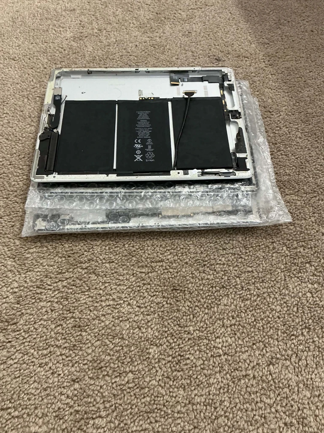 Apple iPad (3rd Gen) Lot of 3