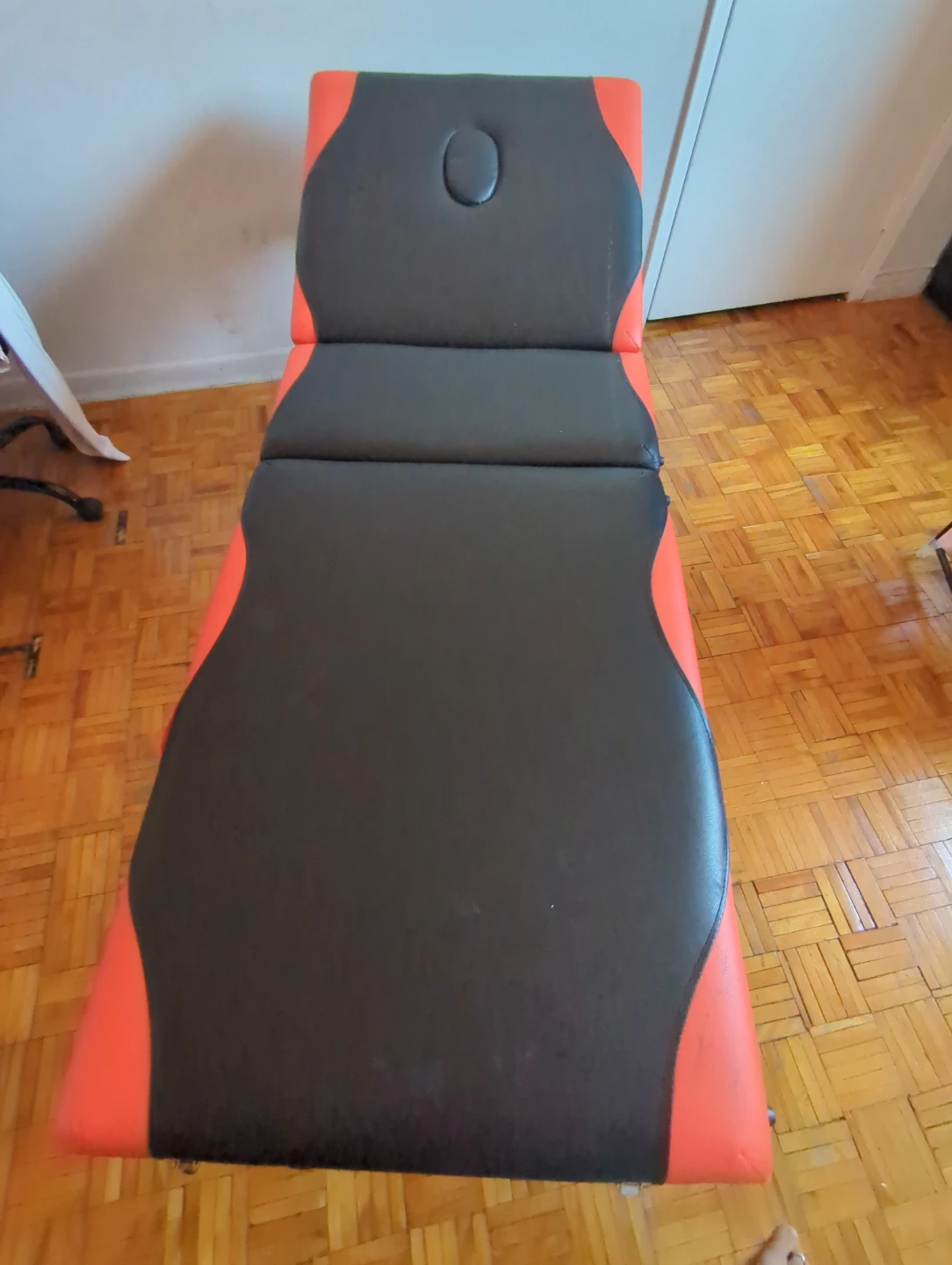 Massage Table - photo 3