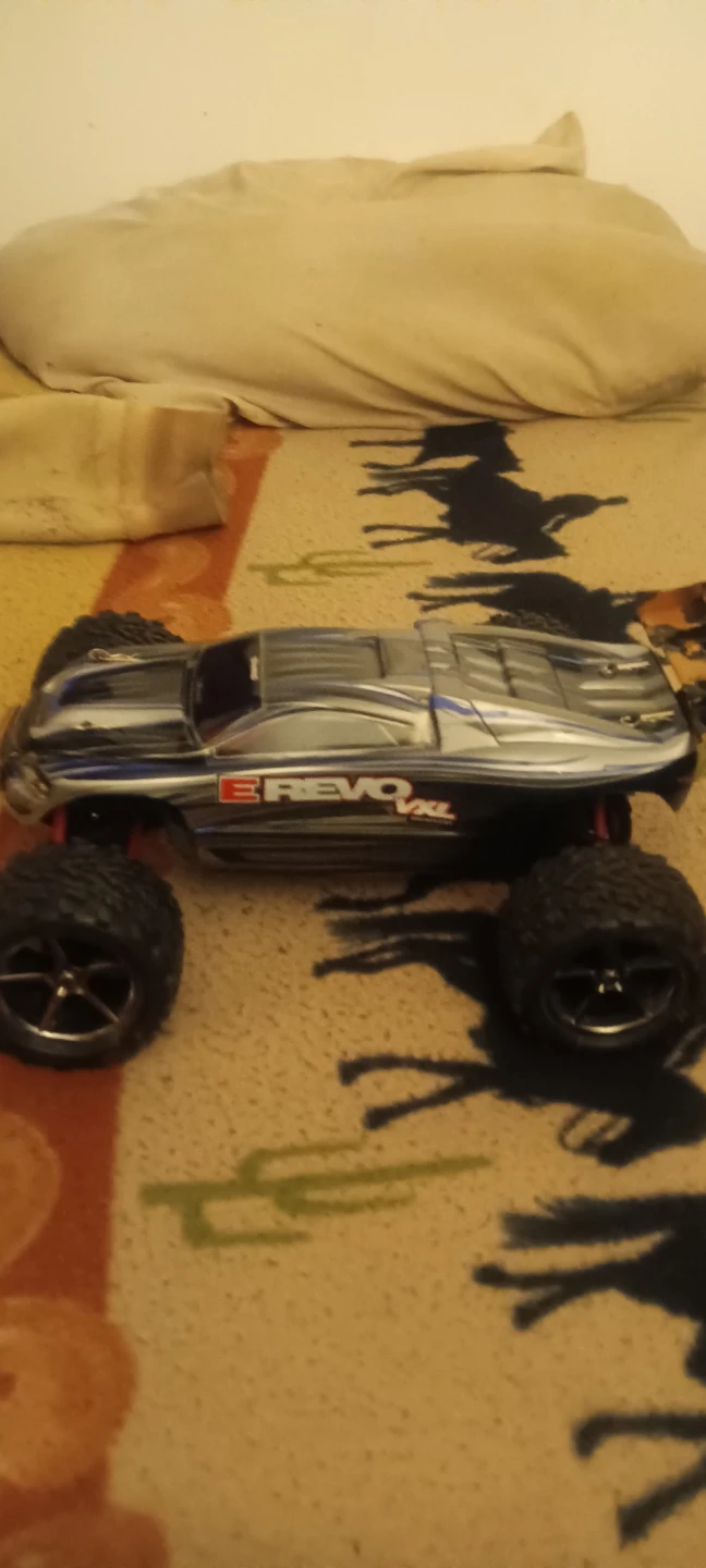 Traxxas E-Revo 2.0 RC Car with Controller and Battery