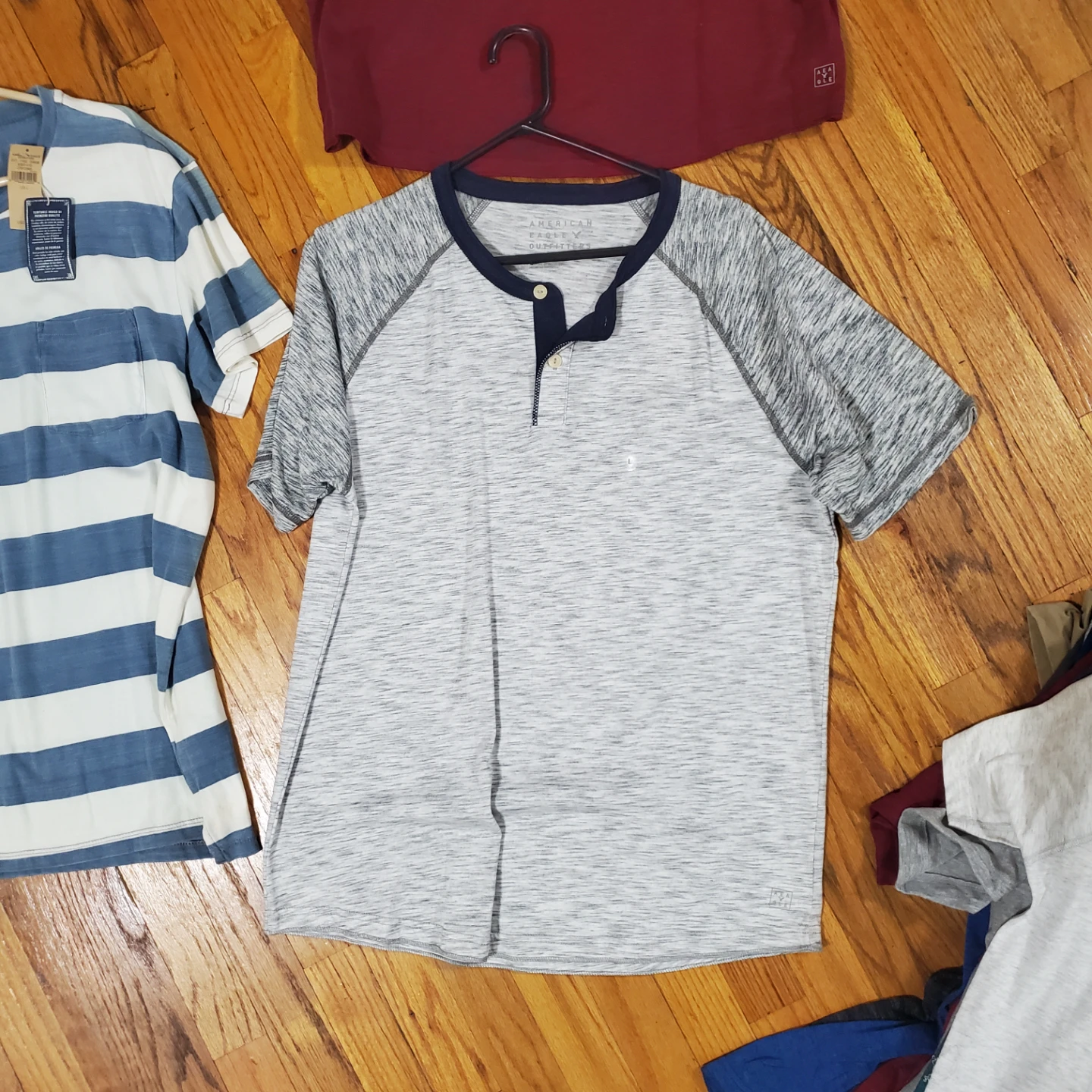 NEW American eagle Shirts in Large for $20 each for all $480 - photo 2